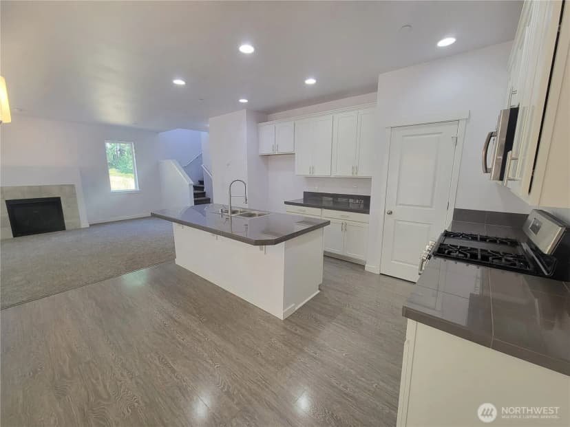 Property photo for 5112 Bear Paw Court Nw, Silverdale photo 17
