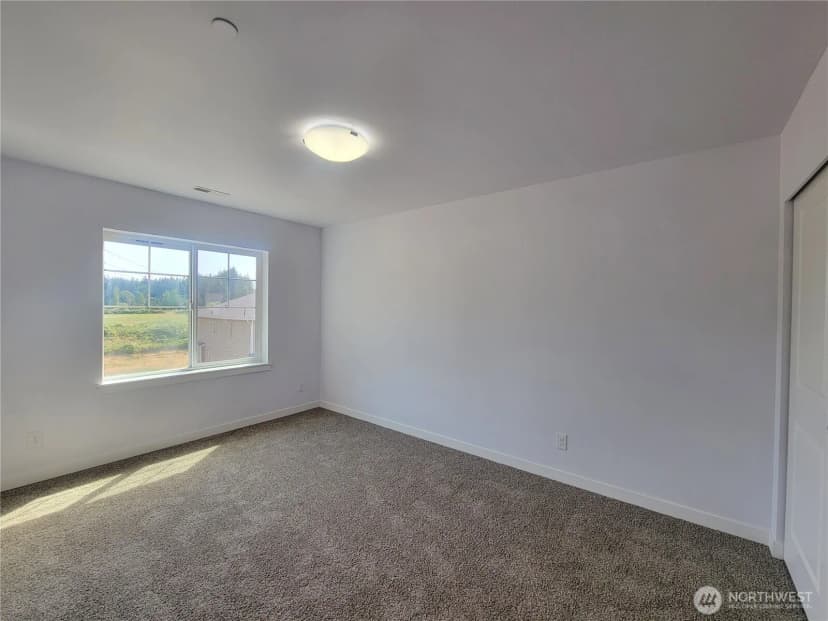 Property photo for 5112 Bear Paw Court Nw, Silverdale photo 29
