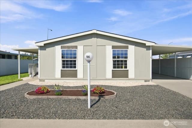 Property photo for 312 S Columbia Center Blvd #106, Kennewick photo 2