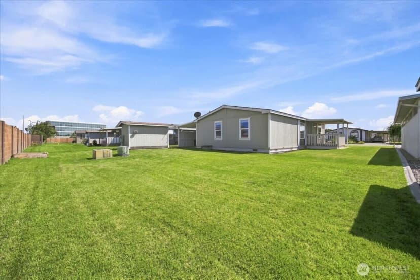 Property photo for 312 S Columbia Center Blvd #106, Kennewick photo 20