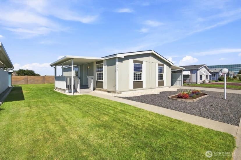 Property photo for 312 S Columbia Center Blvd #106, Kennewick
