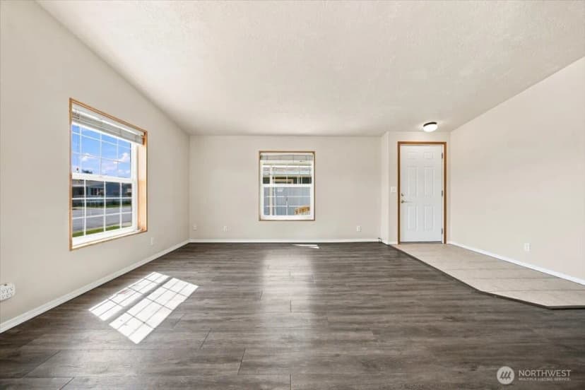 Property photo for 312 S Columbia Center Blvd #106, Kennewick photo 11