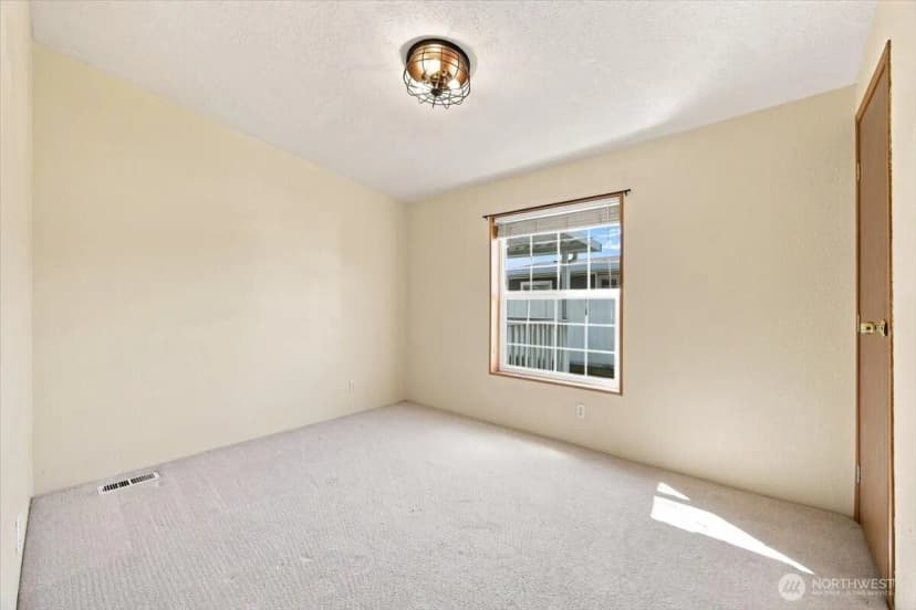 Property photo for 312 S Columbia Center Blvd #106, Kennewick photo 17