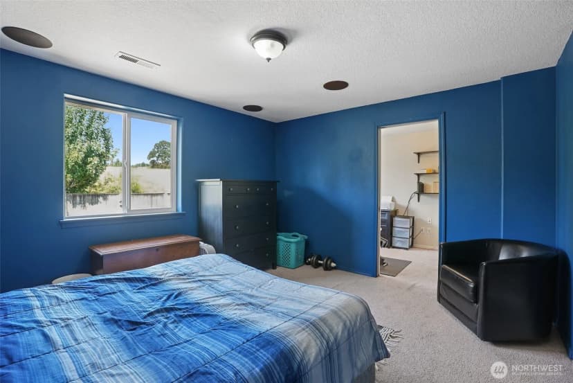 Property photo for 1601 E 4th Way, La Center photo 28