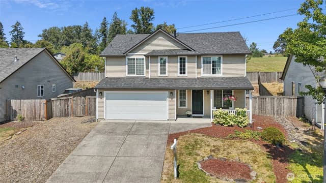 Property photo for 1601 E 4th Way, La Center photo 2