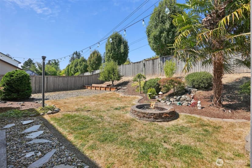 Property photo for 1601 E 4th Way, La Center photo 33