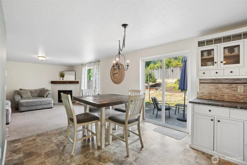 Property photo for 1601 E 4th Way, La Center photo 15