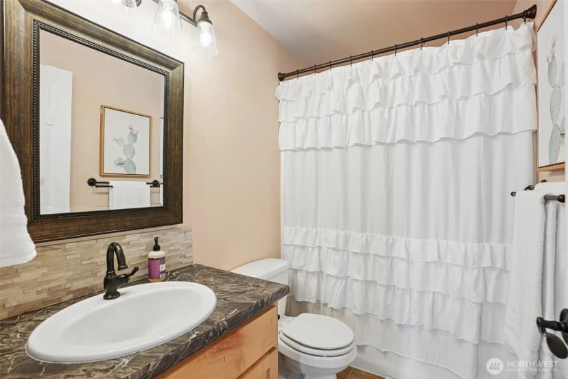 Property photo for 1601 E 4th Way, La Center photo 25