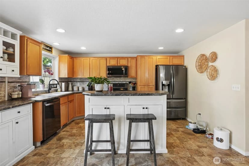 Property photo for 1601 E 4th Way, La Center photo 9