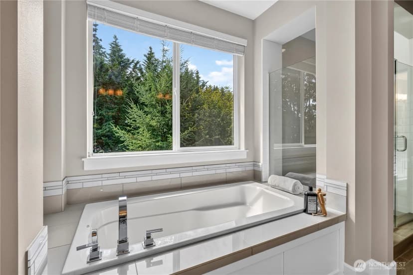 Property photo for 10833 Ne 190th Place, Bothell photo 23