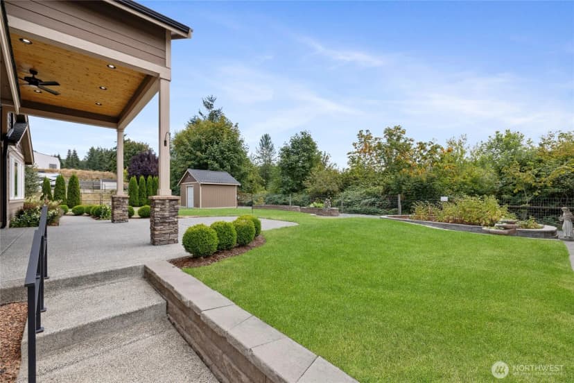 Property photo for 429 Cessna Court E, Eatonville photo 34