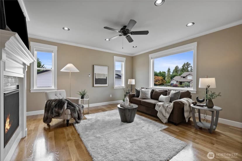 Property photo for 429 Cessna Court E, Eatonville photo 4