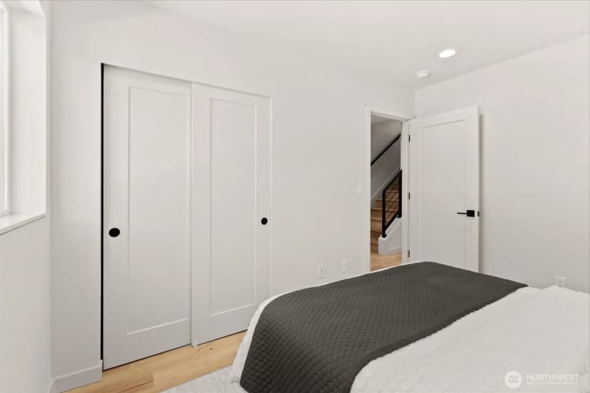 Property photo for 1131 B Nw 60th Street, Seattle photo 18