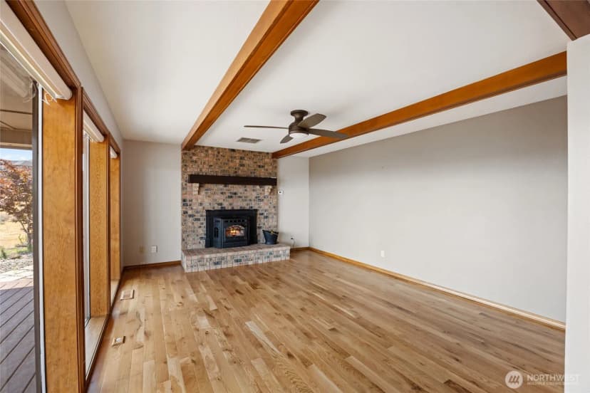 Property photo for 290 Trails End Lane, Yakima photo 13