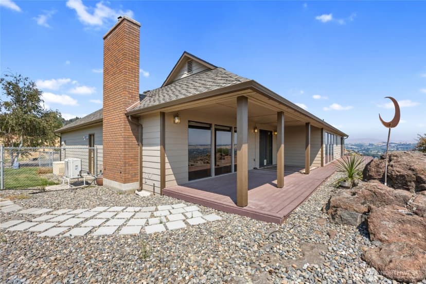 Property photo for 290 Trails End Lane, Yakima photo 27