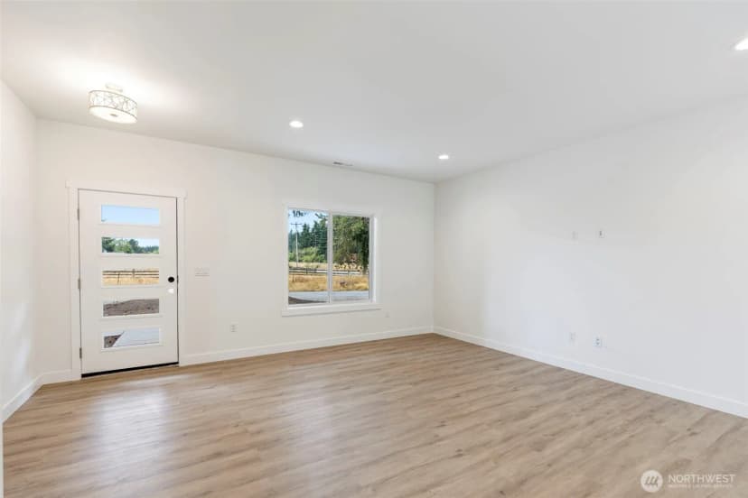 Property photo for 98589 9561 17139 Bucoda Highway Se, Tenino photo 3