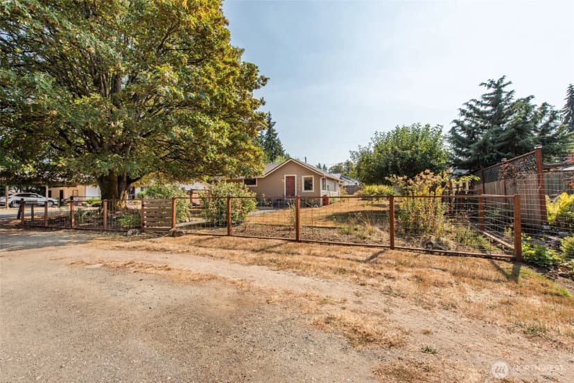 Property photo for 1134 W 18th Street, Port Angeles photo 7