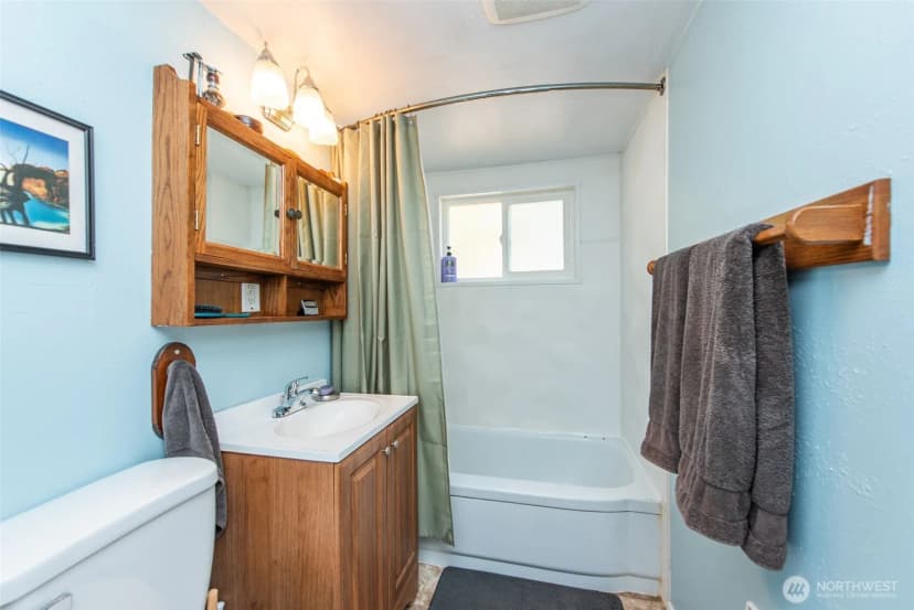 Property photo for 1134 W 18th Street, Port Angeles photo 29