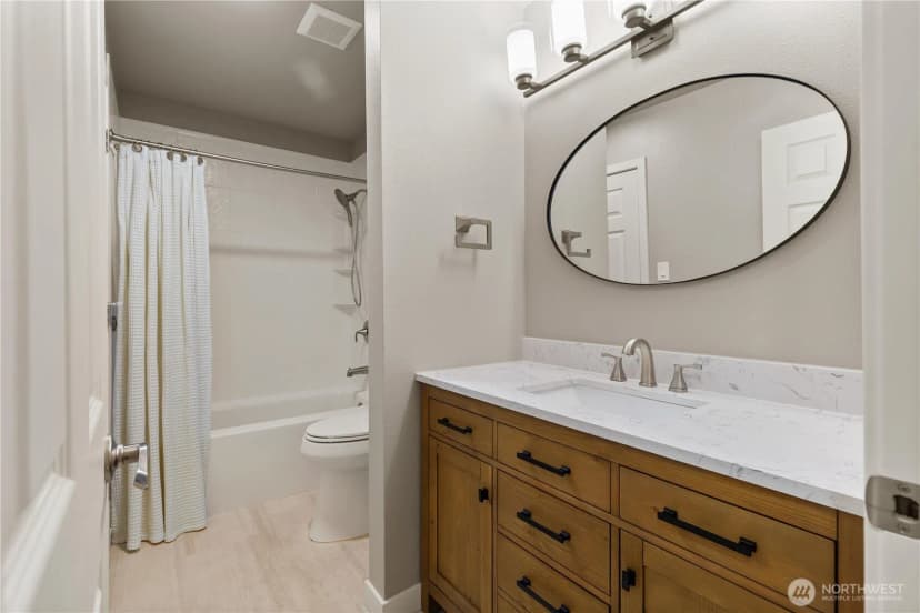 Property photo for 2021 N Laventure Road #107, Mount Vernon photo 21