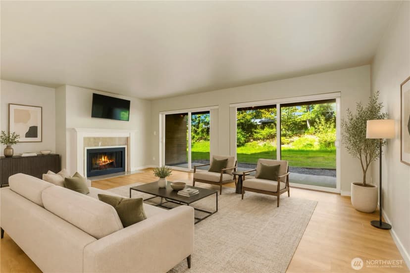Property photo for 2021 N Laventure Road #107, Mount Vernon photo 10