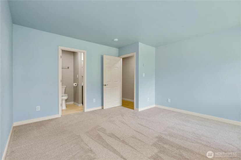 Property photo for 2021 N Laventure Road #107, Mount Vernon photo 18