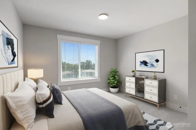 Property photo for 7544 S 129th Place, Seattle photo 9