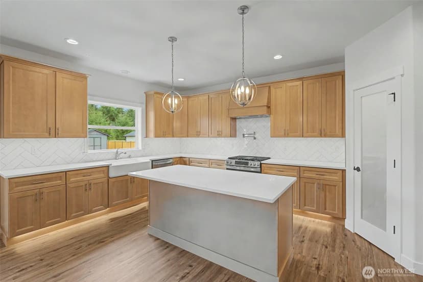 Property photo for 11347 Elks Landing Court Se, Yelm photo 10
