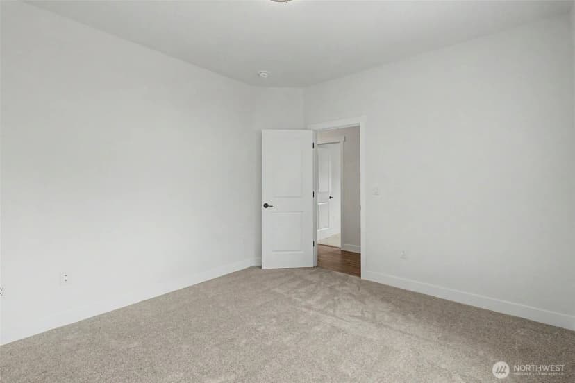 Property photo for 11347 Elks Landing Court Se, Yelm photo 31