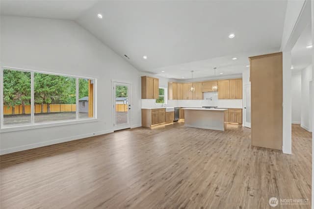 Property photo for 11347 Elks Landing Court Se, Yelm photo 5