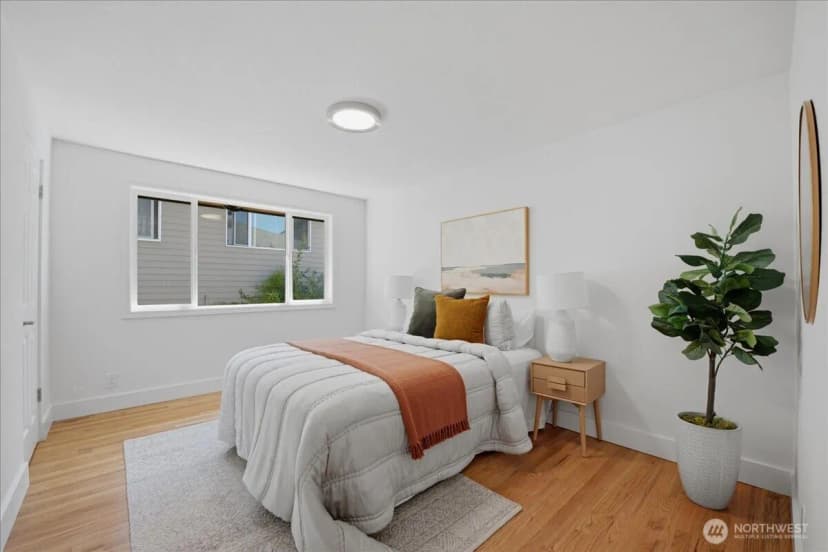 Property photo for 10705 41st Place Ne, Seattle photo 19