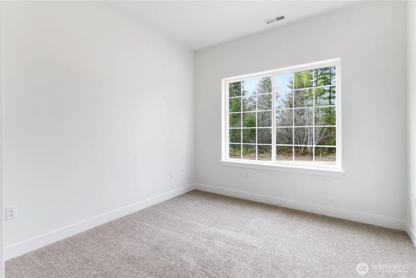 Property photo for 11329 Elks Landing Court Se, Yelm photo 17