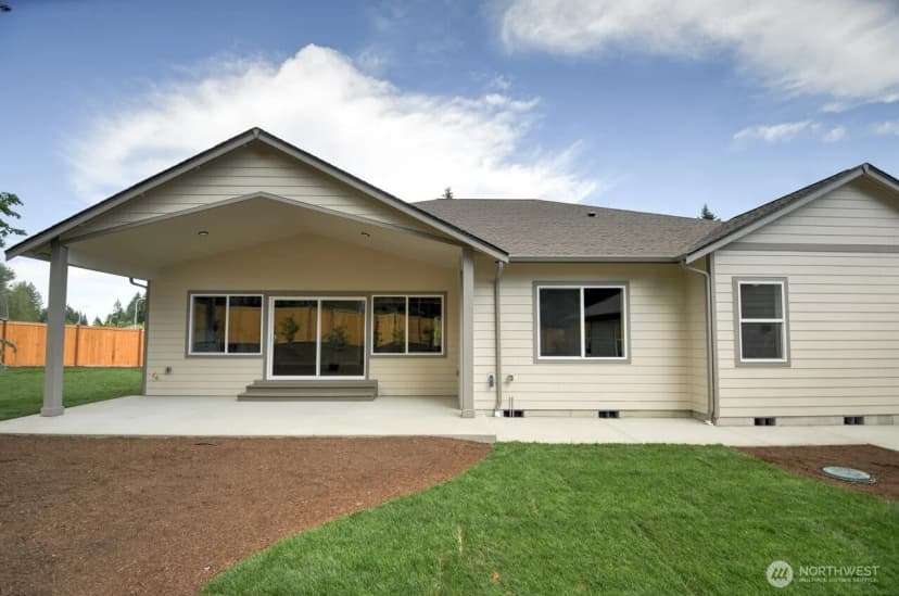 Property photo for 11329 Elks Landing Court Se, Yelm photo 2