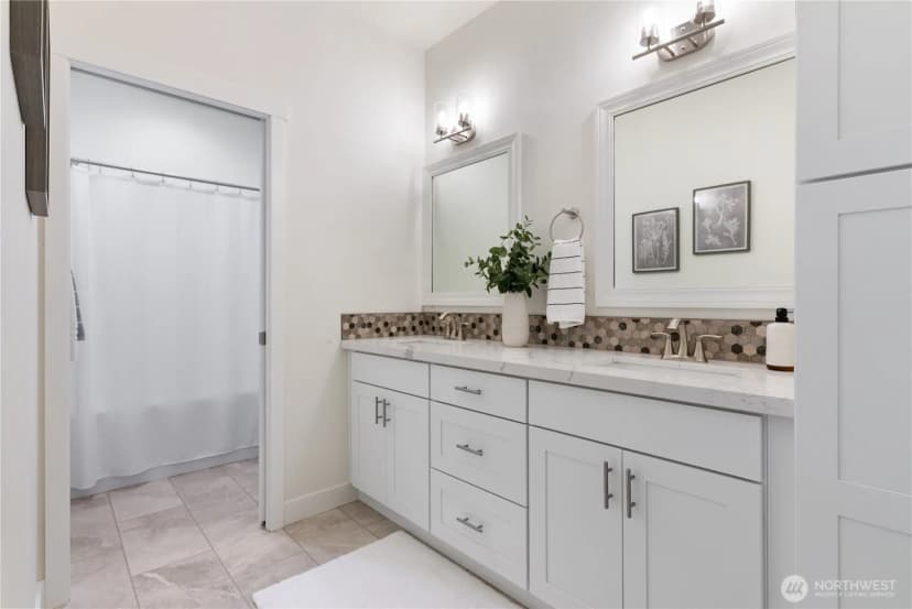Property photo for 11329 Elks Landing Court Se, Yelm photo 19