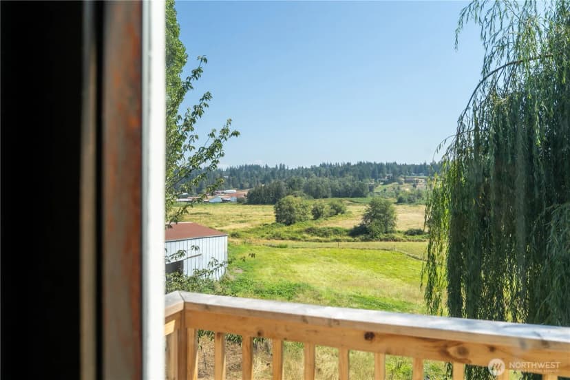 Property photo for 10121 67th Avenue Ne, Marysville photo 35