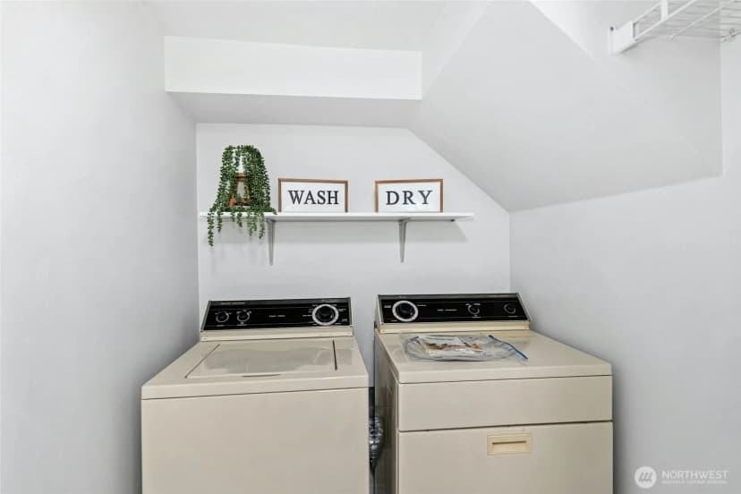Property photo for 7111 134th Court Se #d3, Newcastle photo 23