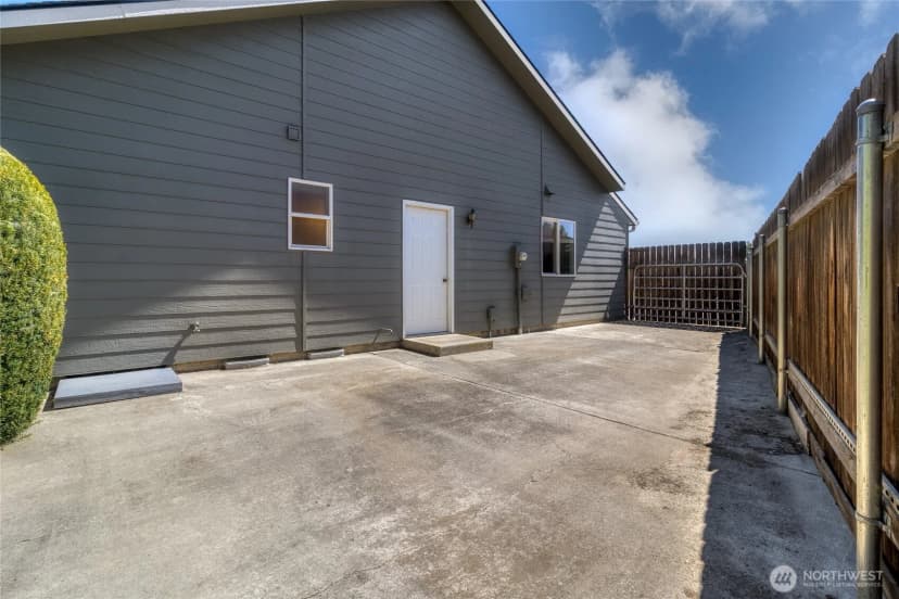 Property photo for 1716 Se Grassland Court, College Place photo 35
