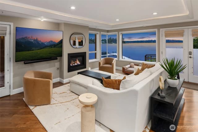 Property photo for 4511 Lake Washington Blvd. Ne #2, Kirkland photo 4