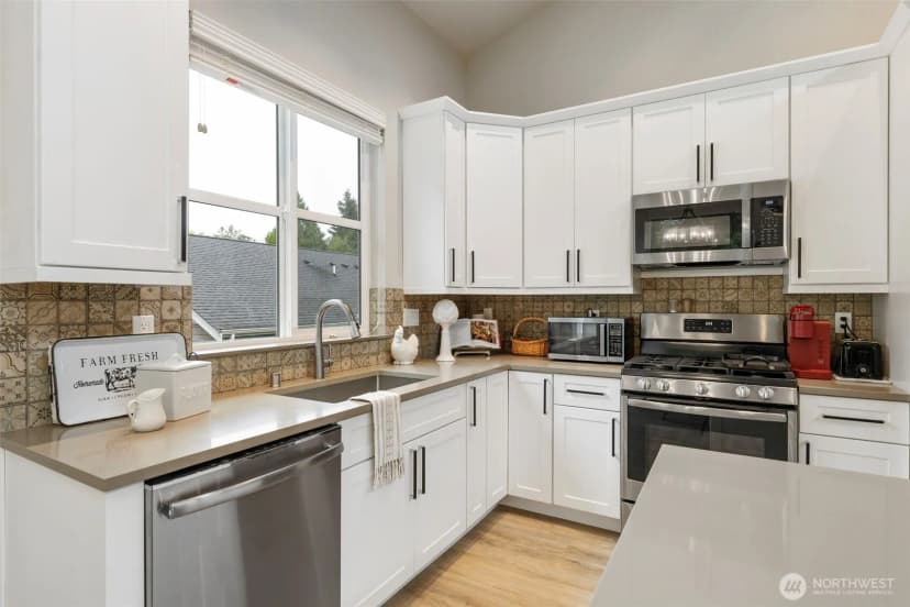 Property photo for 25719 Seabrook Place Ne, Kingston photo 16
