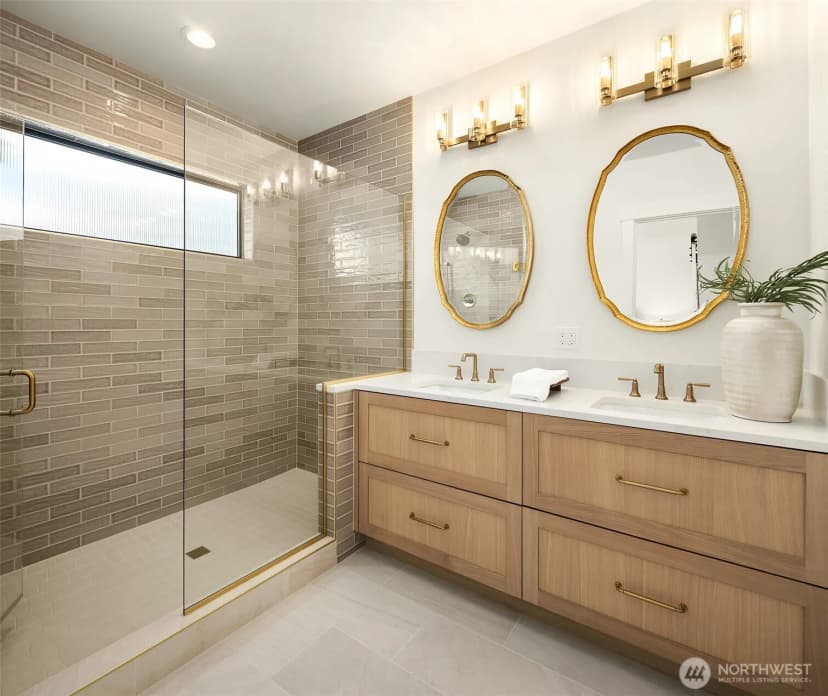 Property photo for 12601 Ne 80th Street, Kirkland photo 28