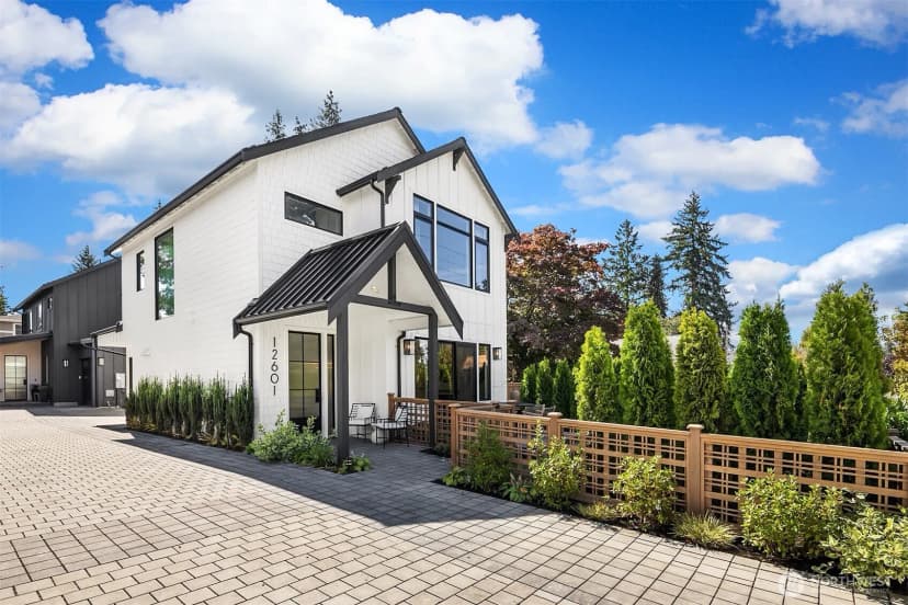 Property photo for 12601 Ne 80th Street, Kirkland photo 39