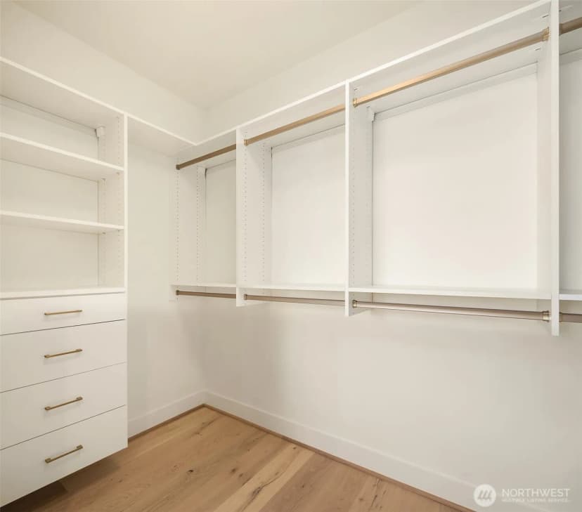 Property photo for 12601 Ne 80th Street, Kirkland photo 30