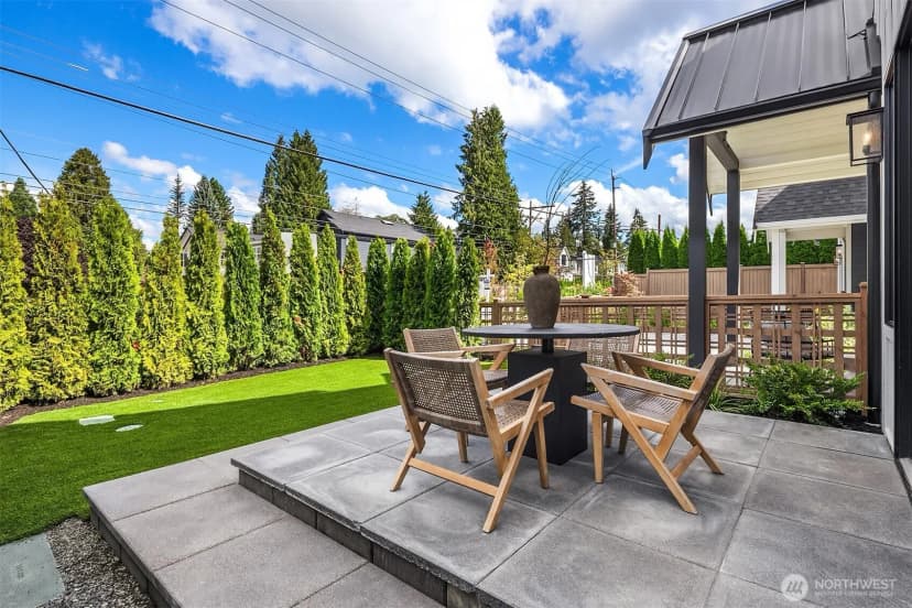 Property photo for 12601 Ne 80th Street, Kirkland photo 10