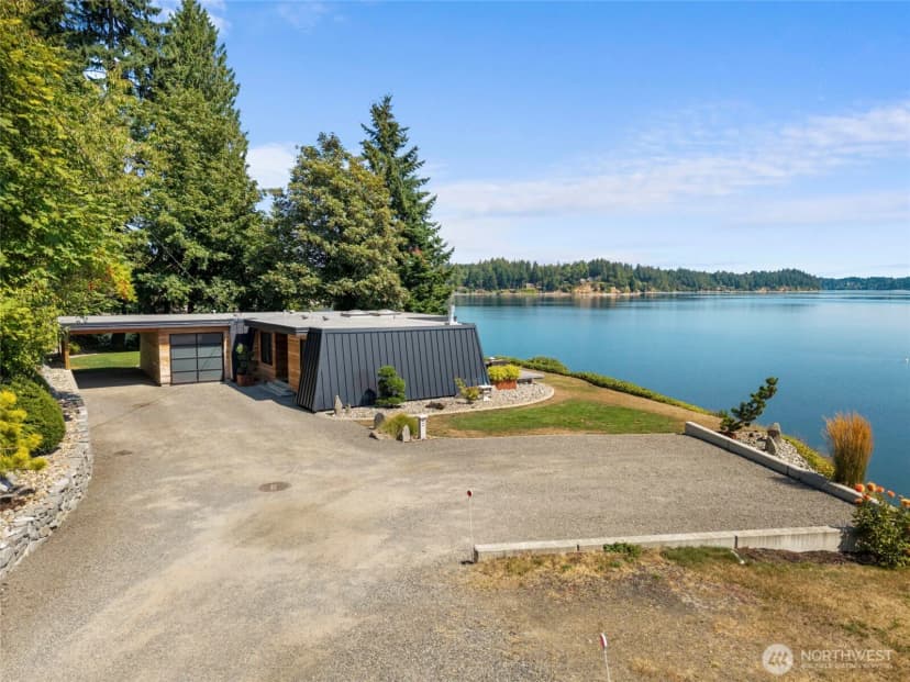 Property photo for 98502 Sunrise Beach Road Nw, Olympia photo 7