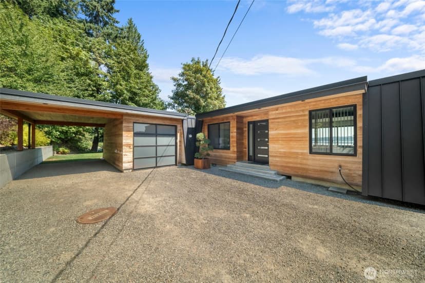 Property photo for 98502 Sunrise Beach Road Nw, Olympia photo 3