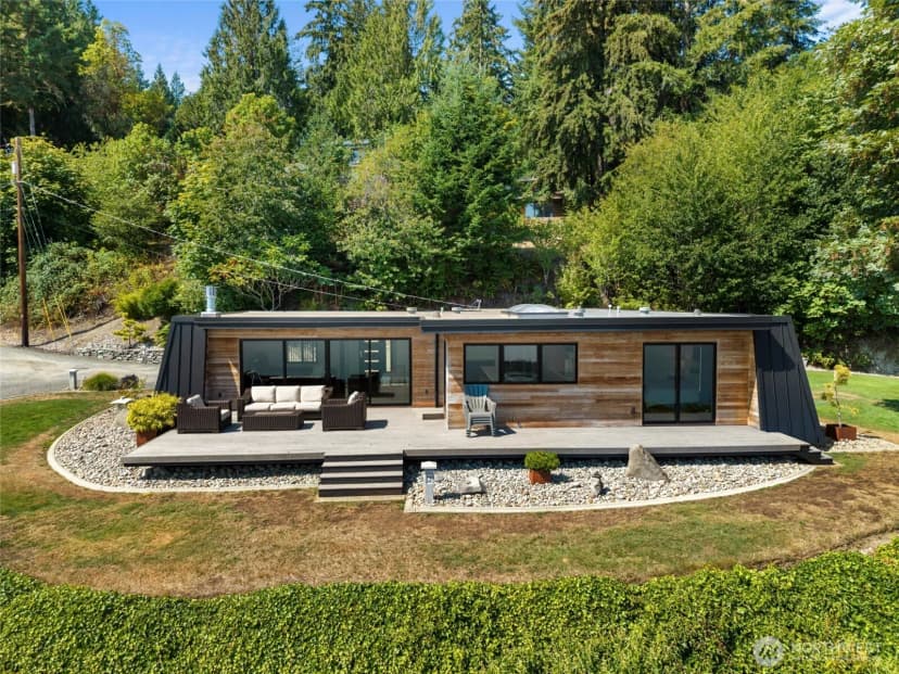 Property photo for 98502 Sunrise Beach Road Nw, Olympia photo 6