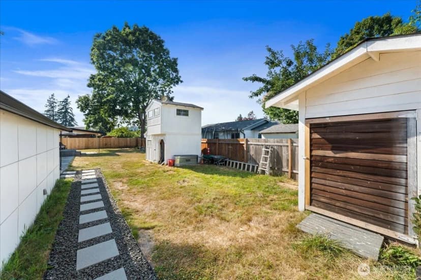 Property photo for 409 3rd Avenue Se, Pacific photo 18