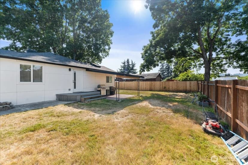 Property photo for 409 3rd Avenue Se, Pacific photo 32