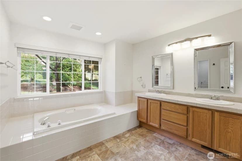 Property photo for 4642 Se Parsons Green Court, Port Orchard photo 15