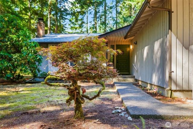 Property photo for 940 9th Avenue, Fox Island photo 3