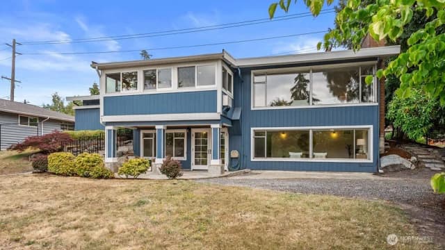 Property photo for 5059 116th Avenue Se, Bellevue photo 4